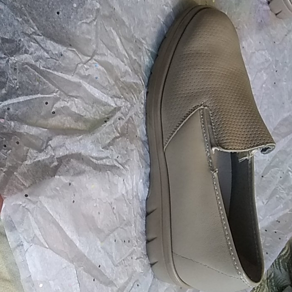 Super Comfy Loafers, great for standing/walking - Picture 4 of 7